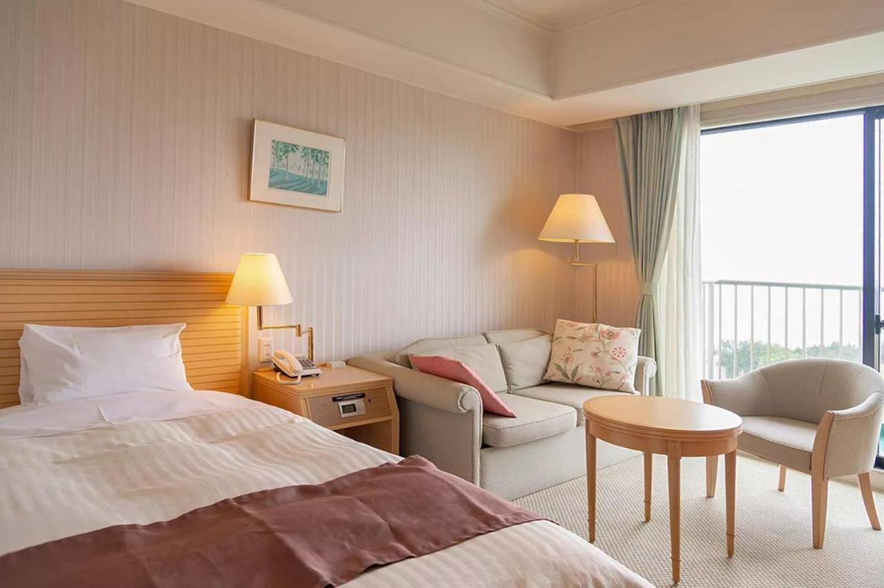 Onahama Ocean Hotel & Golf Club Иваки Экстерьер фото