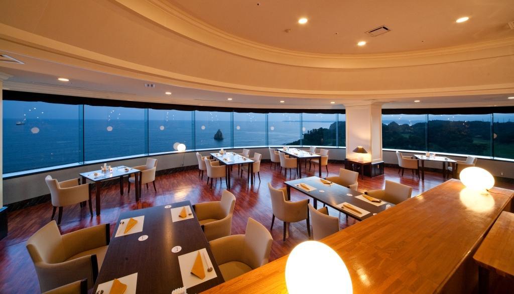 Onahama Ocean Hotel & Golf Club Иваки Экстерьер фото